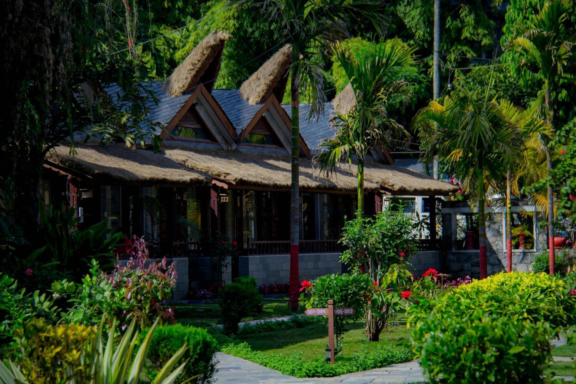 Lake View Resort Похара Екстериор снимка