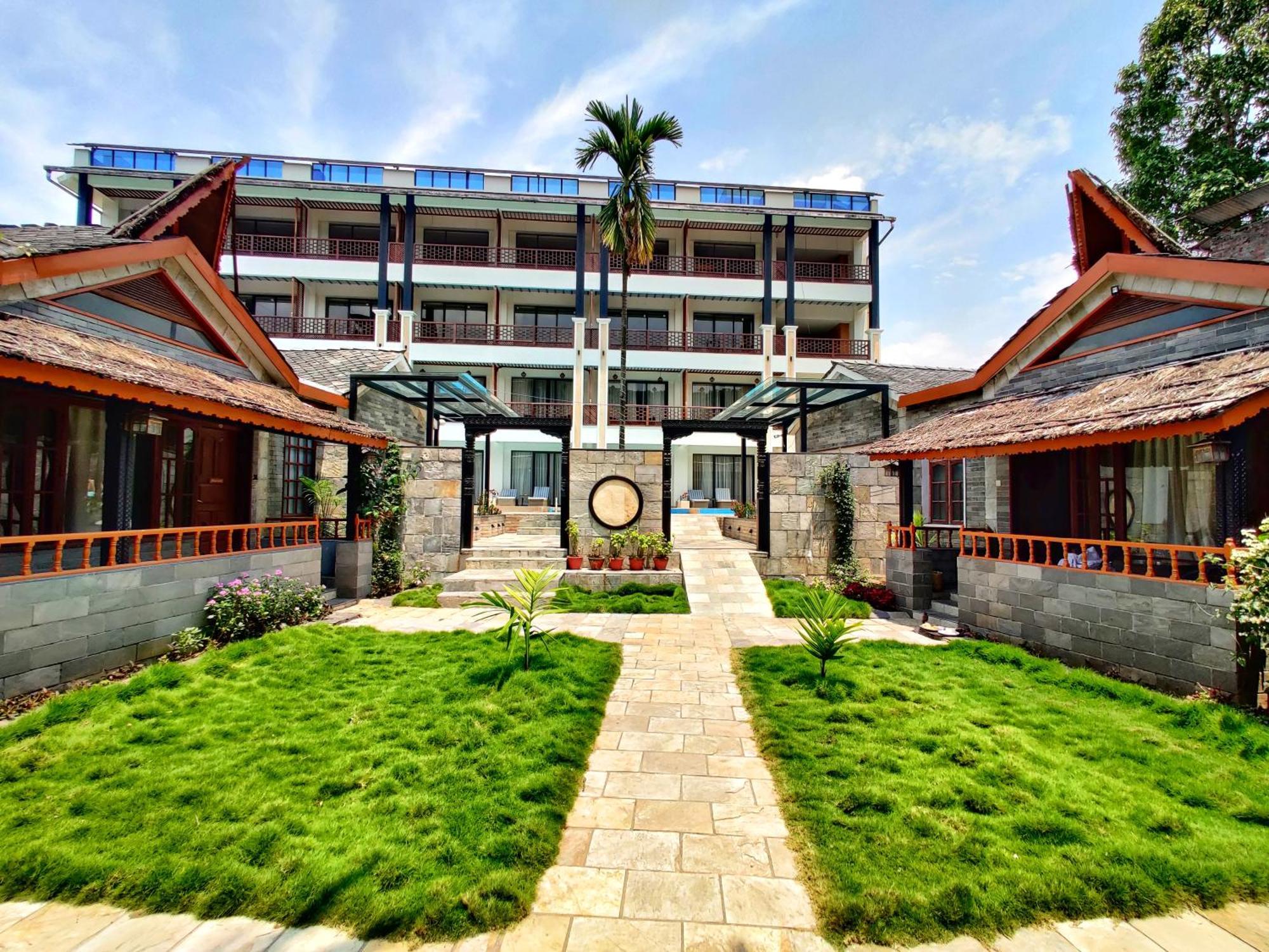 Lake View Resort Похара Екстериор снимка