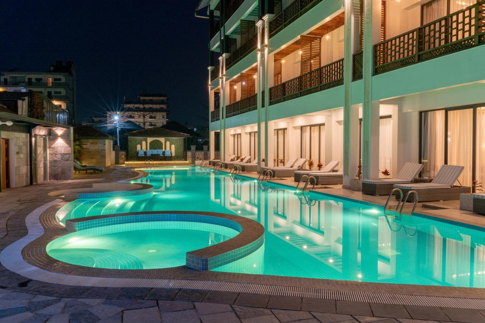 Lake View Resort Похара Екстериор снимка