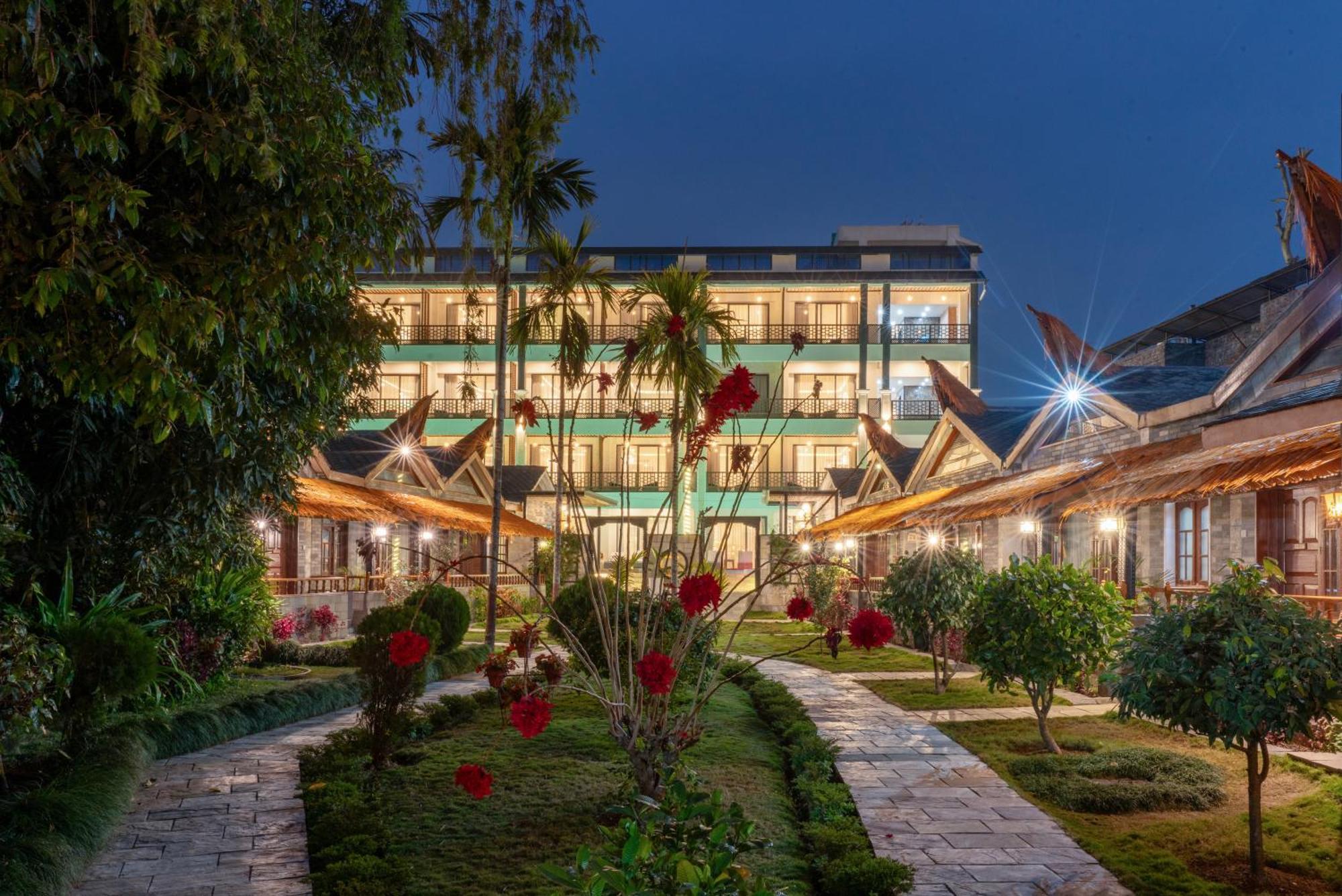 Lake View Resort Похара Екстериор снимка